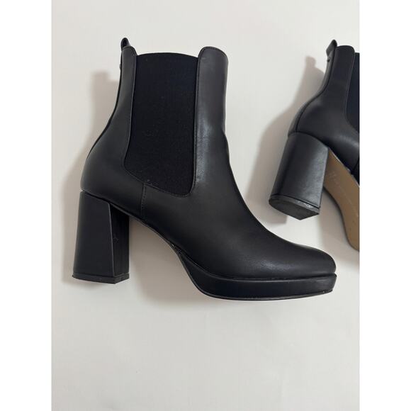 French Connection Penny Booties Size 8 Women's Faux Leather Black Block Heel - Picture 2 of 5